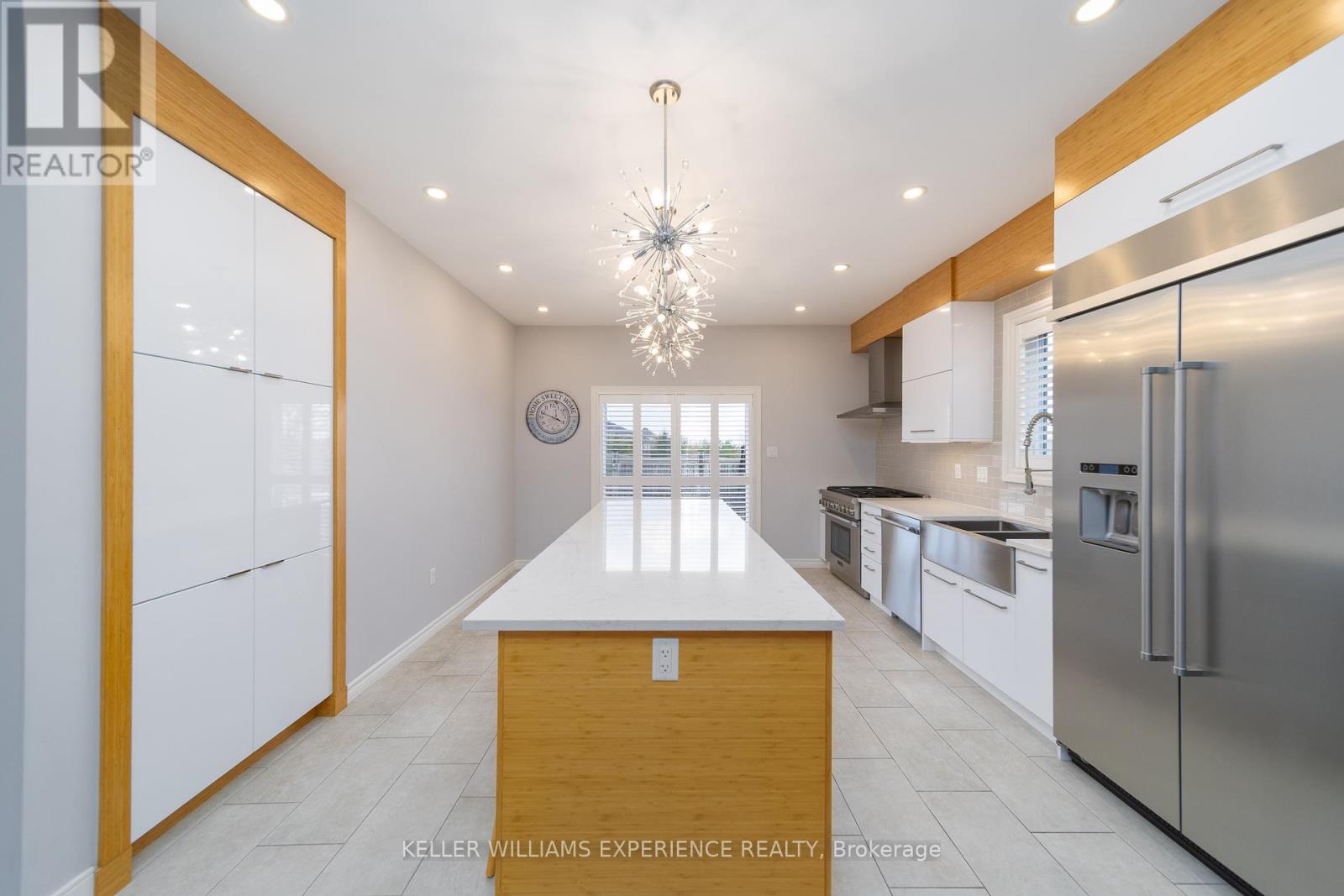 41 Thrushwood Drive, Barrie (Holly), Ontario  L4N 0Z1 - Photo 6 - S12212216