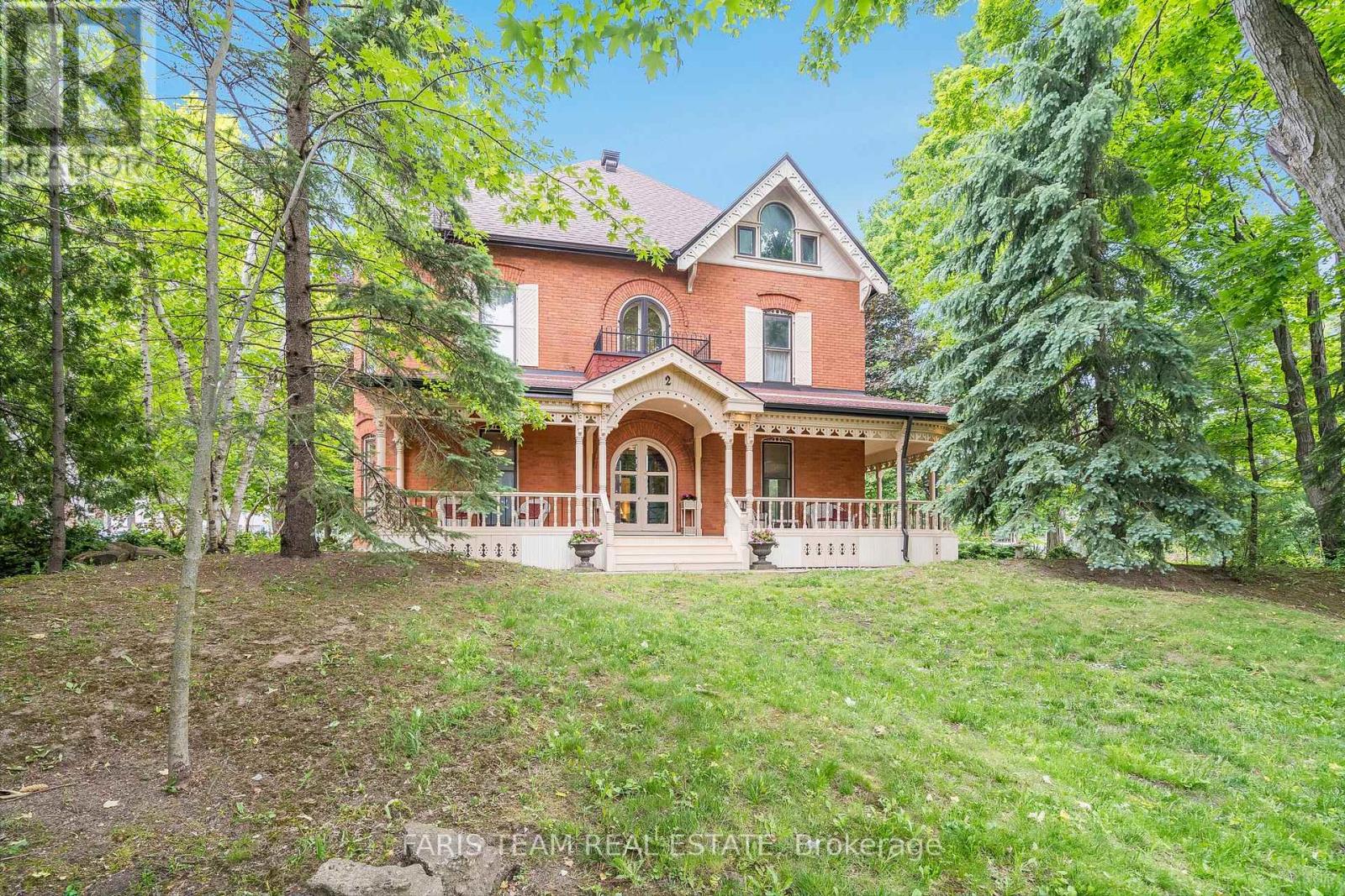 136 WEST STREET N, orillia, Ontario
