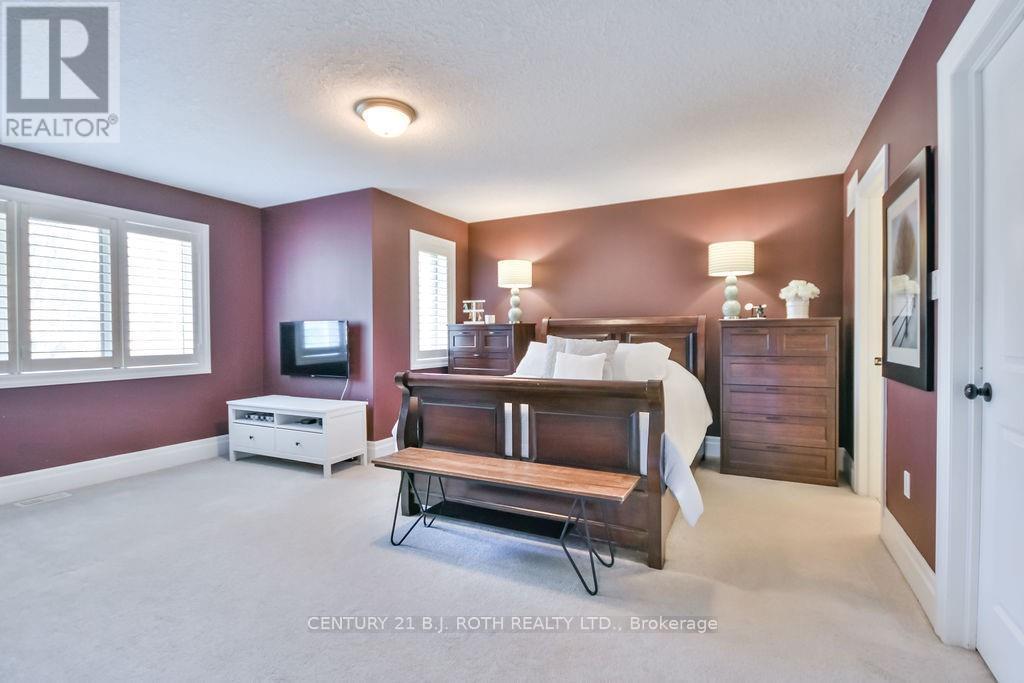 99 Jewel House Lane, Barrie (Innis-Shore), Ontario  L4N 5X1 - Photo 16 - S12212258