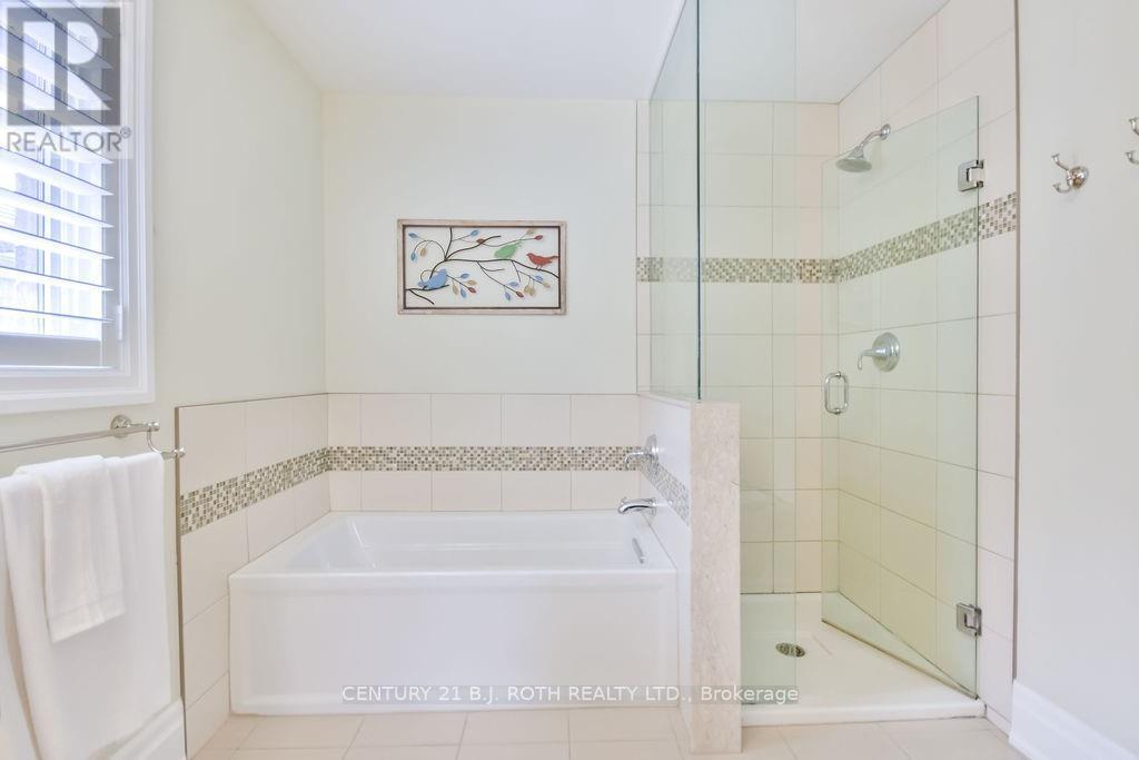 99 Jewel House Lane, Barrie (Innis-Shore), Ontario  L4N 5X1 - Photo 19 - S12212258