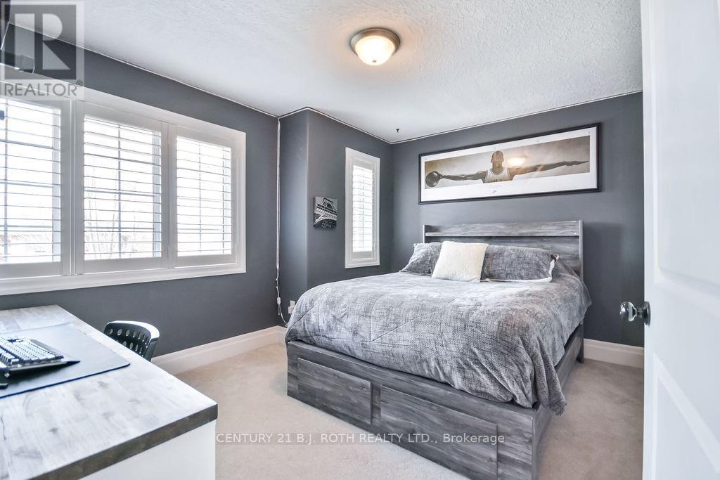 99 Jewel House Lane, Barrie (Innis-Shore), Ontario  L4N 5X1 - Photo 22 - S12212258