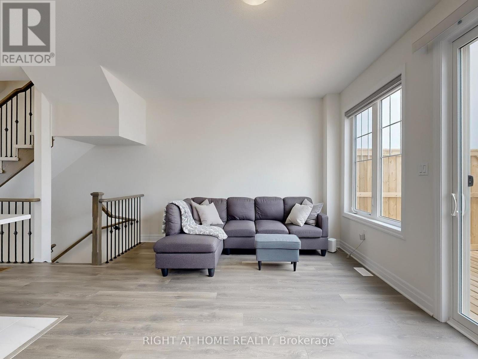 3 Sama Way, Wasaga Beach, Ontario  L9Z 0K3 - Photo 12 - S12212290