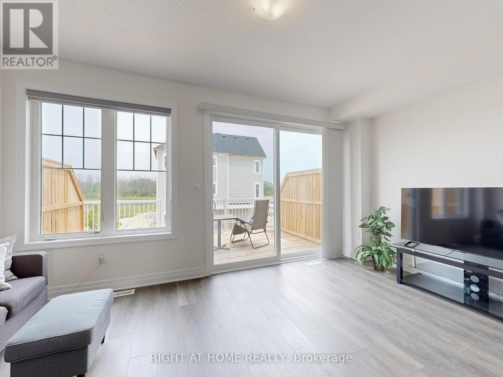 3 Sama Way, Wasaga Beach, Ontario  L9Z 0K3 - Photo 13 - S12212290