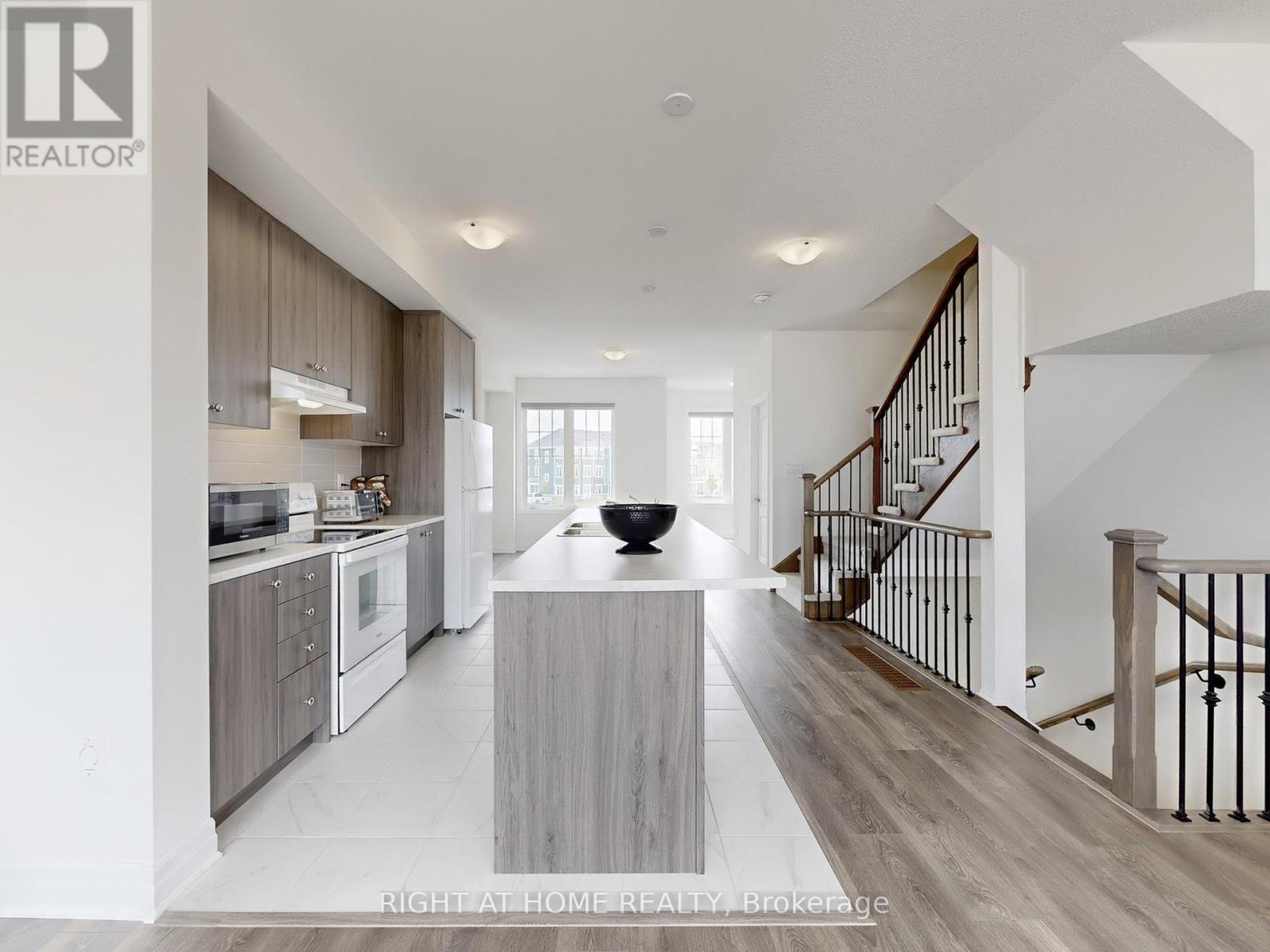 3 Sama Way, Wasaga Beach, Ontario  L9Z 0K3 - Photo 21 - S12212290