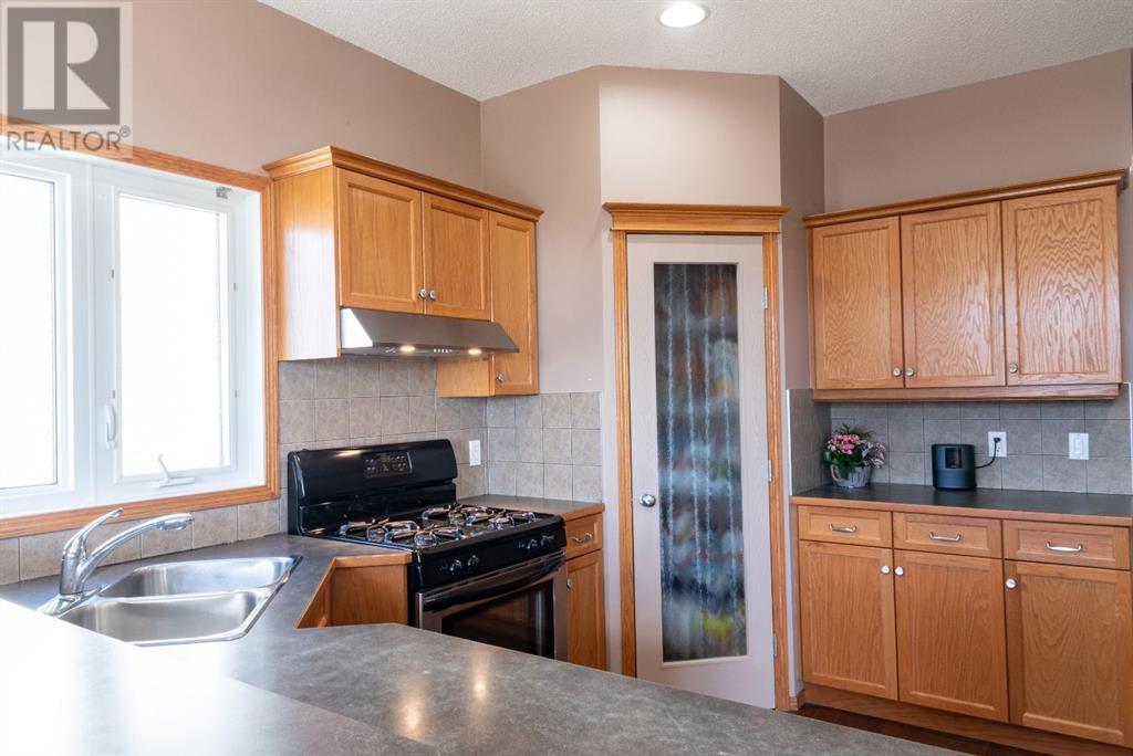 Property at 171 Royal Birch Way NW image 5