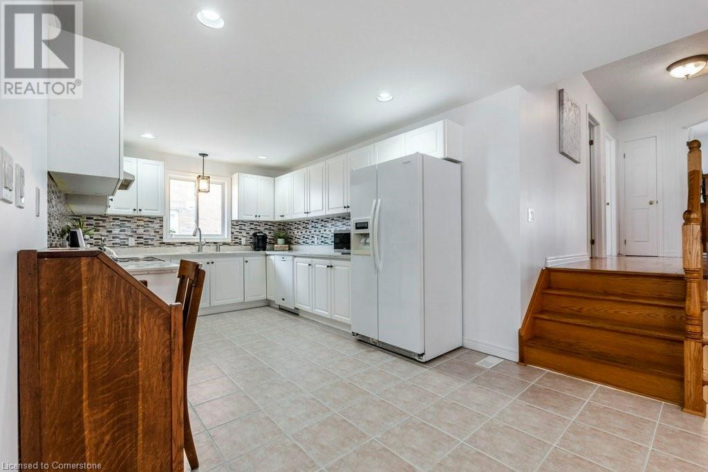 62 Spadara Drive, Hamilton, Ontario  L9B 2K3 - Photo 14 - 40740044