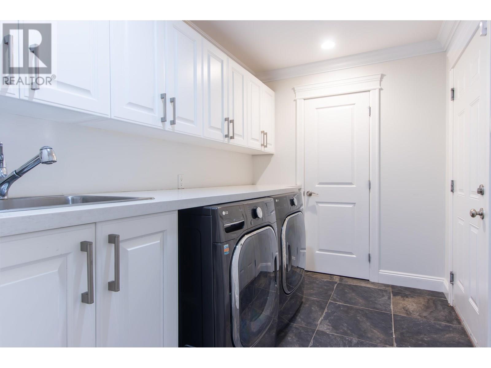 1020 Jay Crescent, Squamish, British Columbia  V8B 0P2 - Photo 24 - R3009930