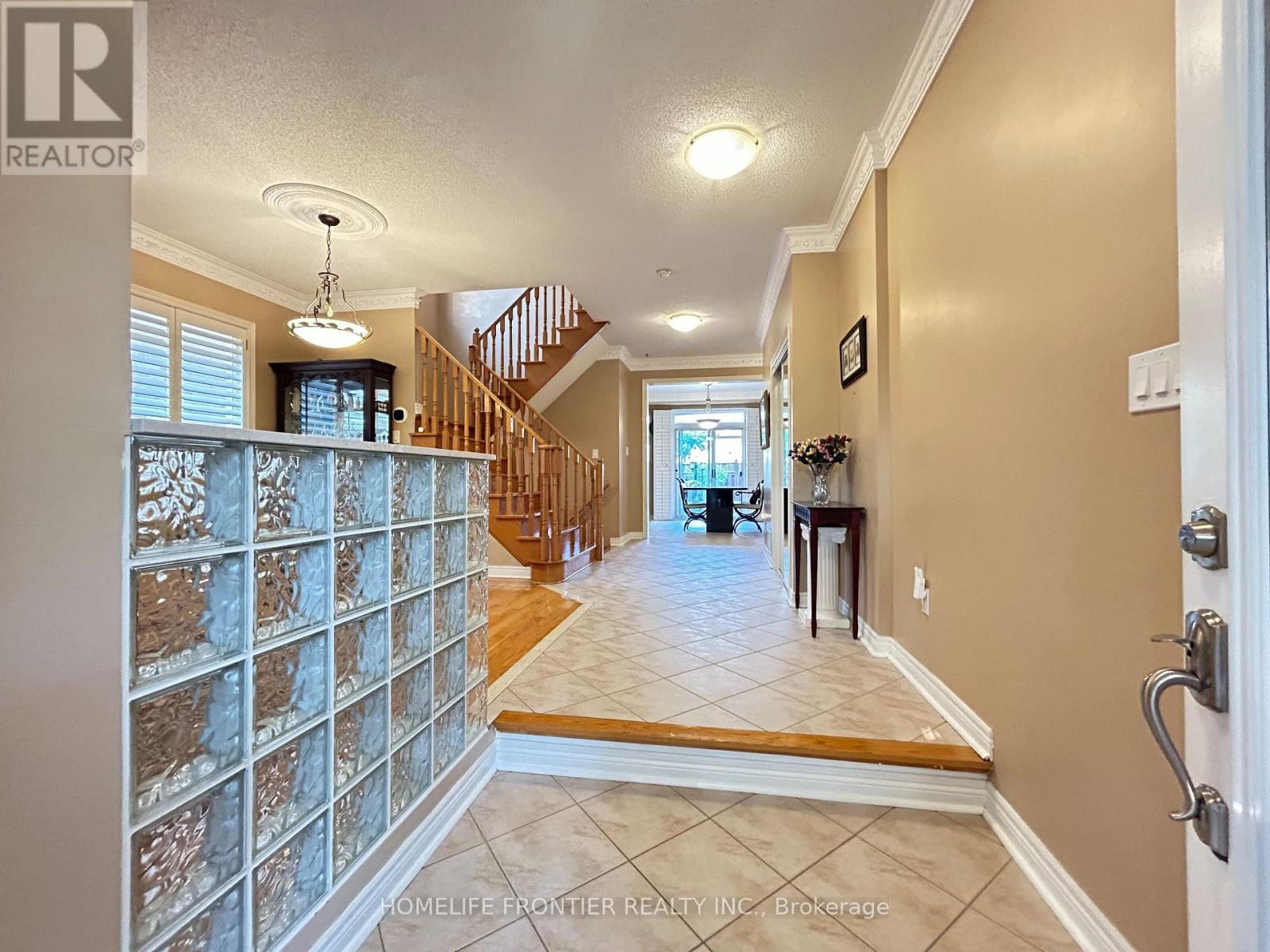 55 Forecastle Road, Vaughan, Ontario  L4K 5H9 - Photo 8 - N12208102