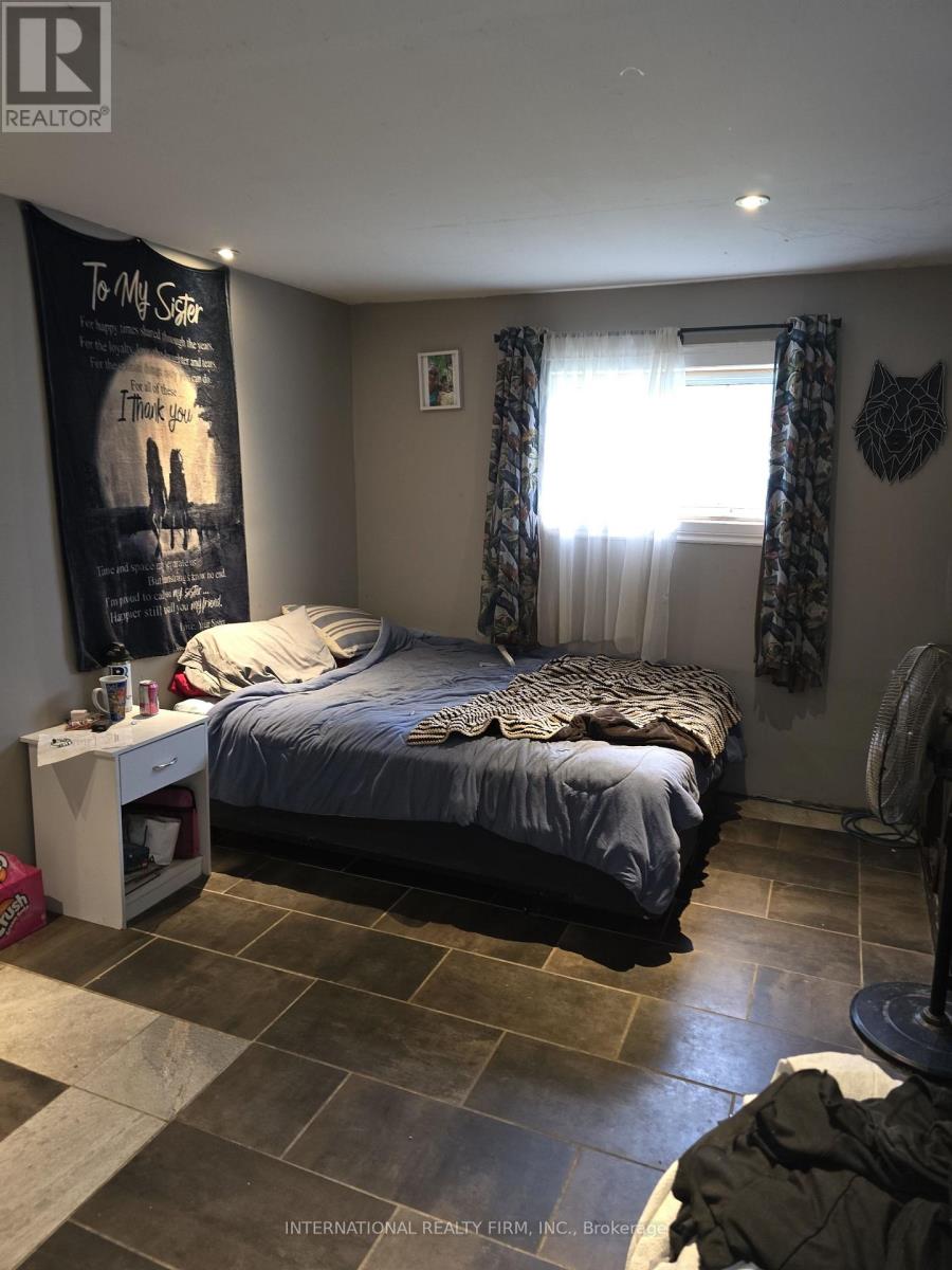 878 County Rd 5 Road S, Quinte West (Murray Ward), Ontario  K0K 3M0 - Photo 11 - X12210975