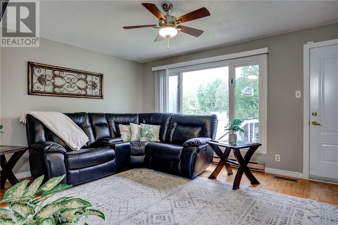 Property at 1725 Desloges Road image 4