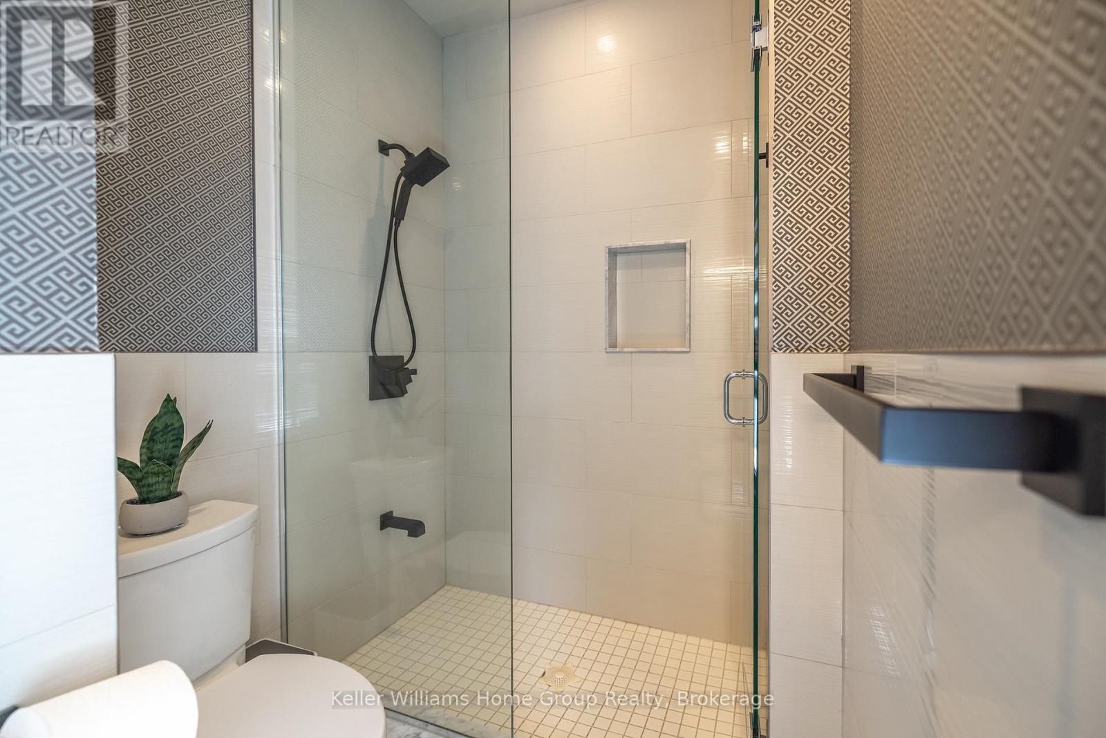 289 Macalister Boulevard, Guelph, Ontario  N1G 0E6 - Photo 23 - X12208357
