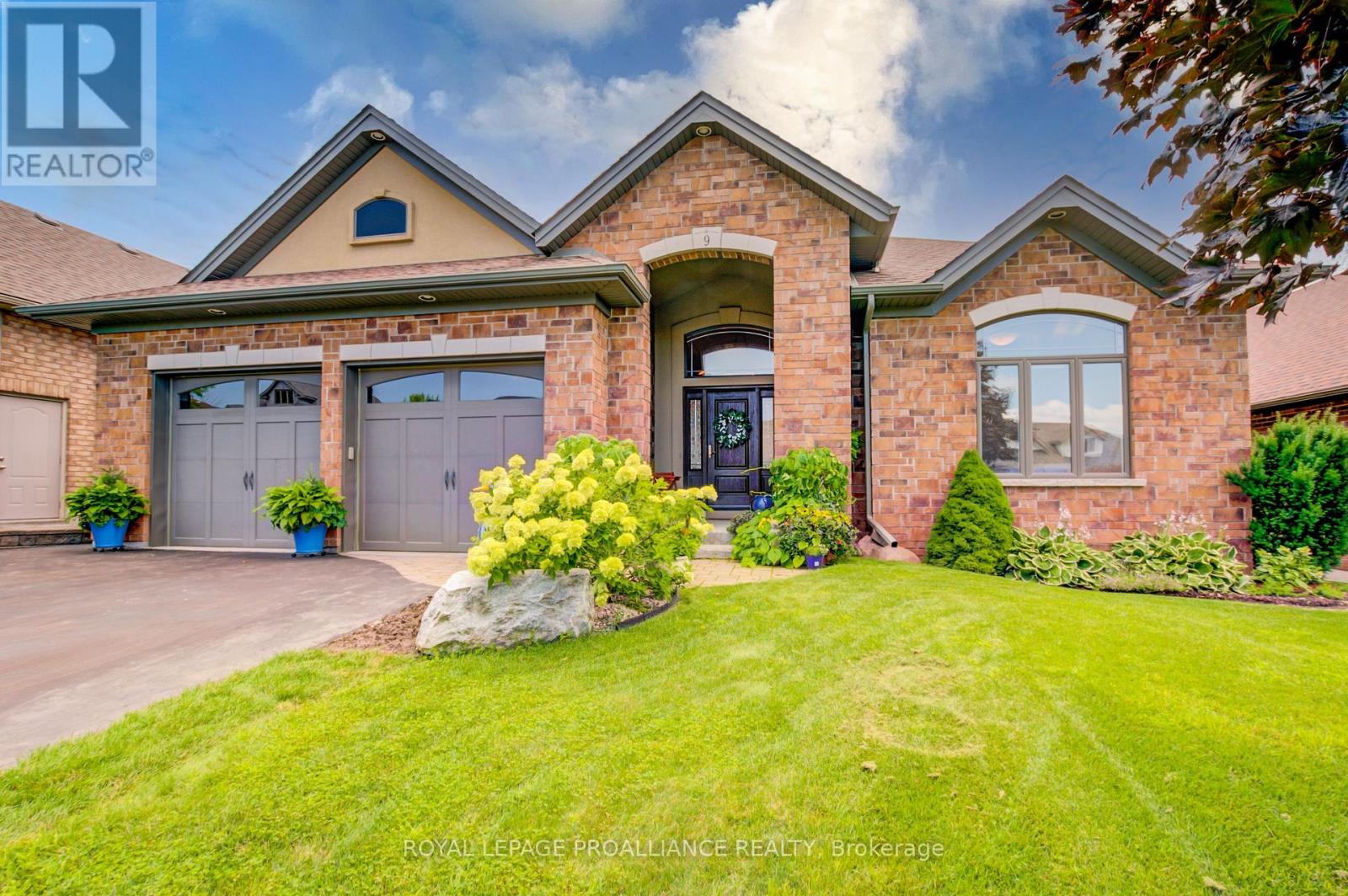 9 Castle Ridge, Brighton, Ontario  K0K 1H0 - Photo 2 - X12189336