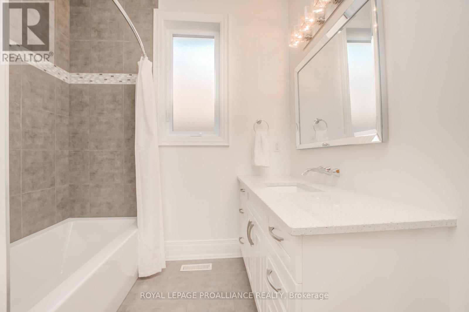 9 Castle Ridge, Brighton, Ontario  K0K 1H0 - Photo 7 - X12189336