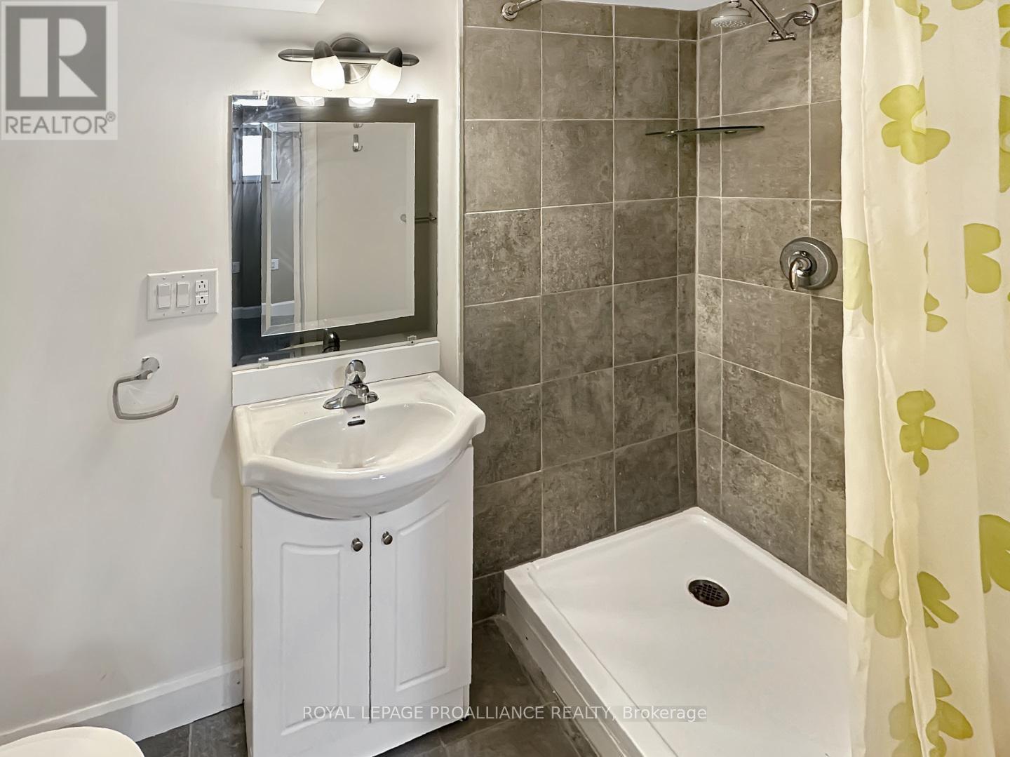 329 Bridge Street E, Belleville, Ontario  K8N 1P5 - Photo 30 - X12207790