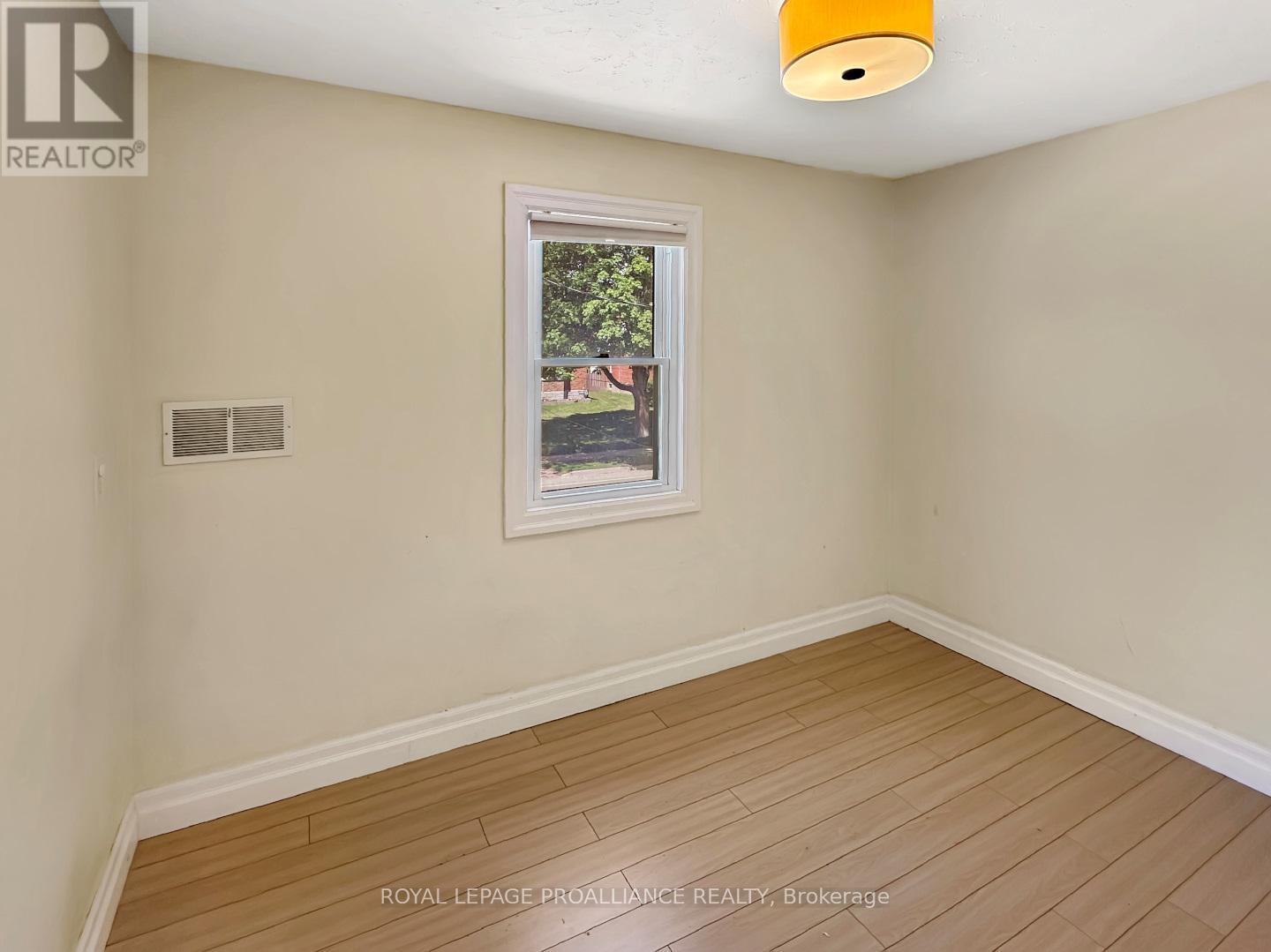 329 Bridge Street E, Belleville, Ontario  K8N 1P5 - Photo 22 - X12207790