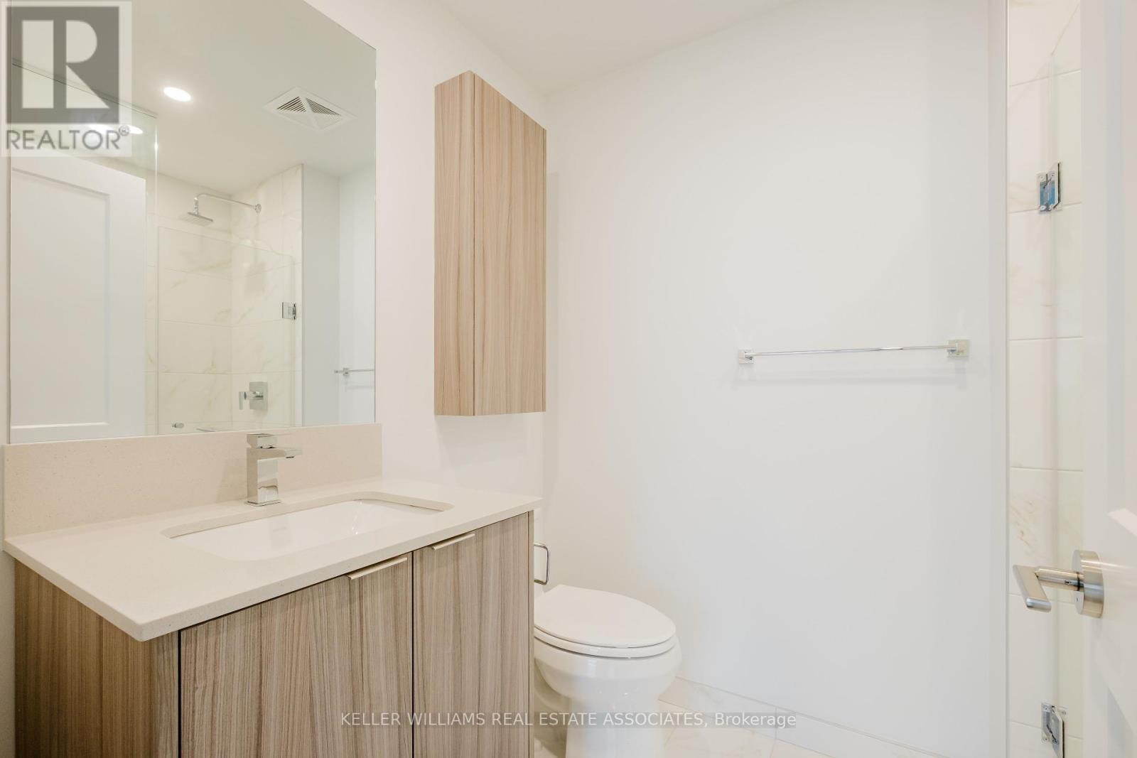 3211 - 430 Square One Drive, Mississauga, Ontario  L5B 0L6 - Photo 25 - W12212204