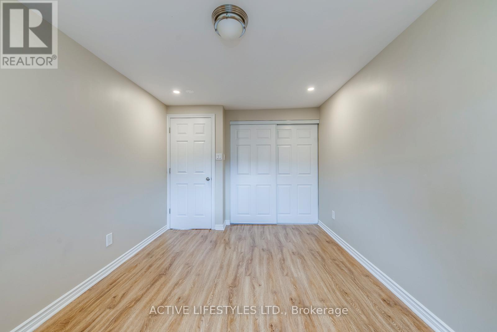 29 - 2301 Derry Road W, Mississauga, Ontario  L5N 2R4 - Photo 26 - W12212262