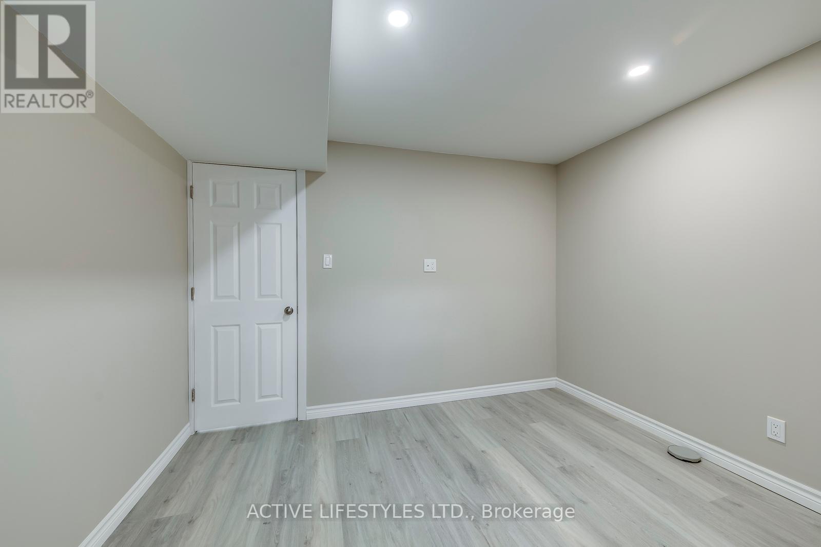 29 - 2301 Derry Road W, Mississauga, Ontario  L5N 2R4 - Photo 34 - W12212262