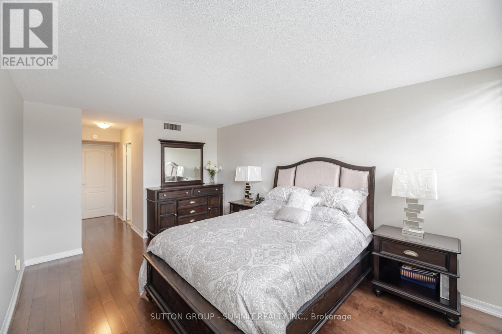 316 - 1333 Bloor Street, Mississauga, Ontario  L4Y 3T6 - Photo 14 - W12212263