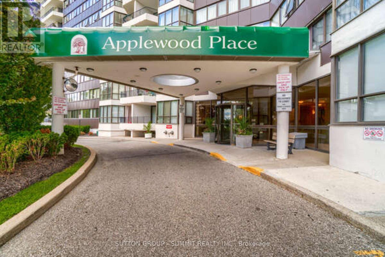 316 - 1333 Bloor Street, Mississauga, Ontario  L4Y 3T6 - Photo 3 - W12212263