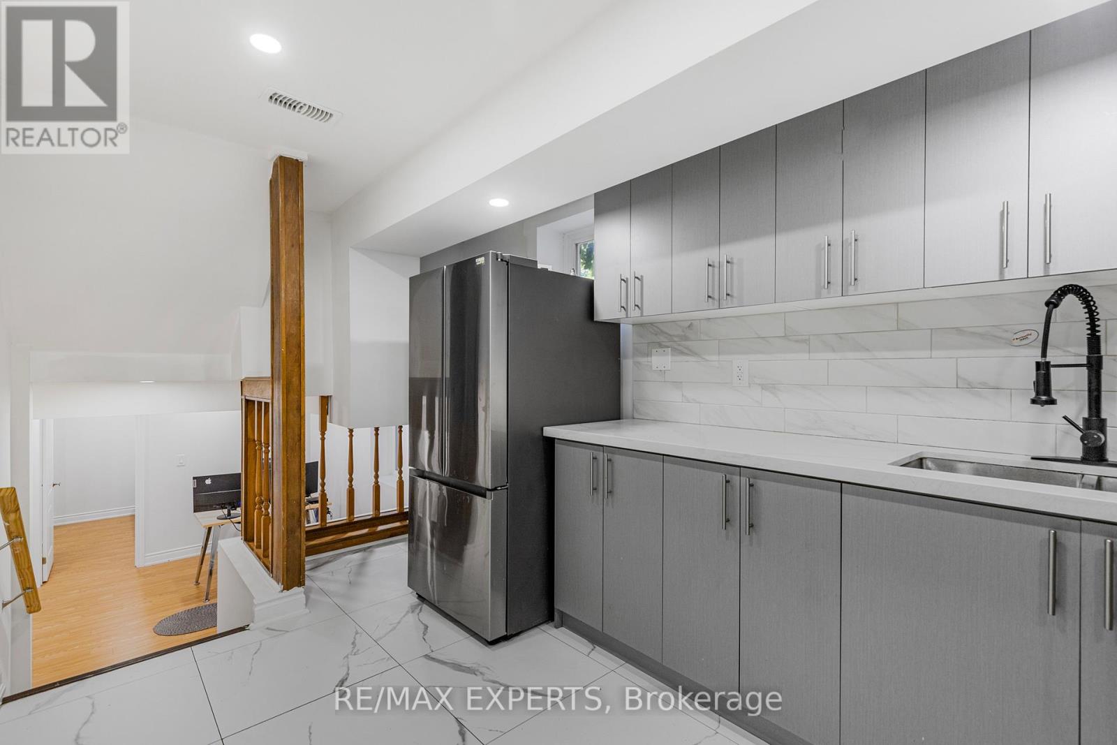 36 Elderwood Place, Brampton, Ontario  L6V 3N3 - Photo 25 - W12212287