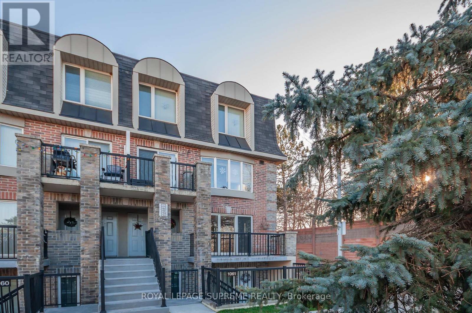 2183 - 95 George Appleton Way, Toronto, Ontario  M3M 0A2 - Photo 2 - W12212311