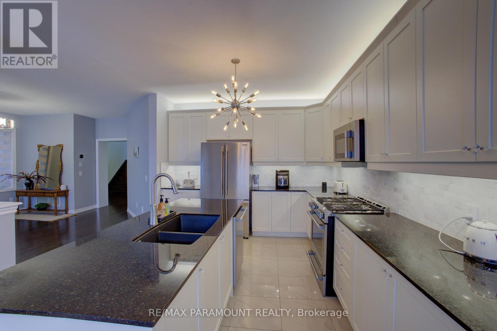 69 Fawnridge Road, Caledon, Ontario  L7C 3V3 - Photo 16 - W12212318