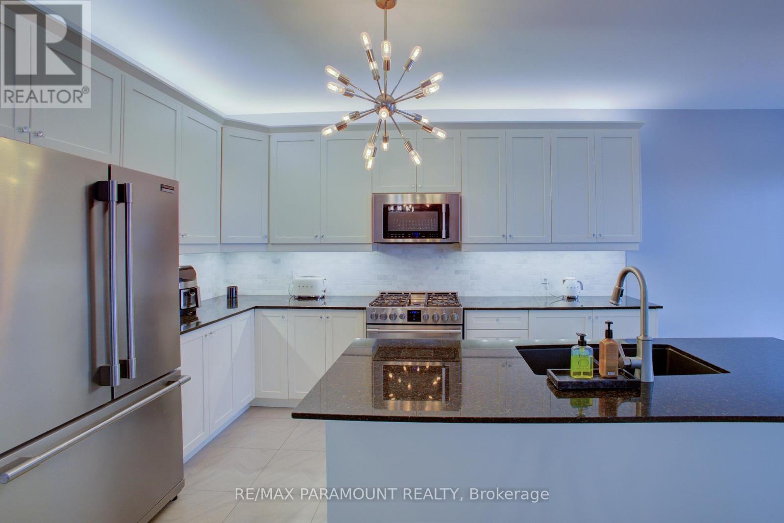 69 Fawnridge Road, Caledon, Ontario  L7C 3V3 - Photo 18 - W12212318