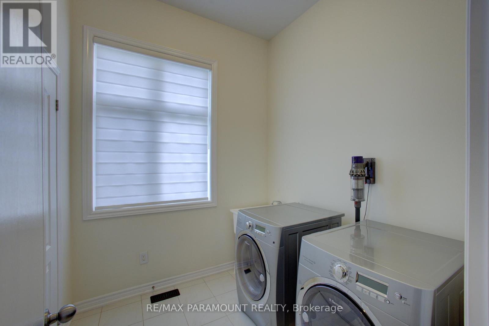69 Fawnridge Road, Caledon, Ontario  L7C 3V3 - Photo 22 - W12212318