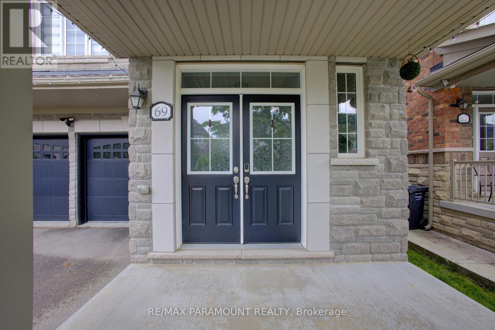 69 Fawnridge Road, Caledon, Ontario  L7C 3V3 - Photo 4 - W12212318