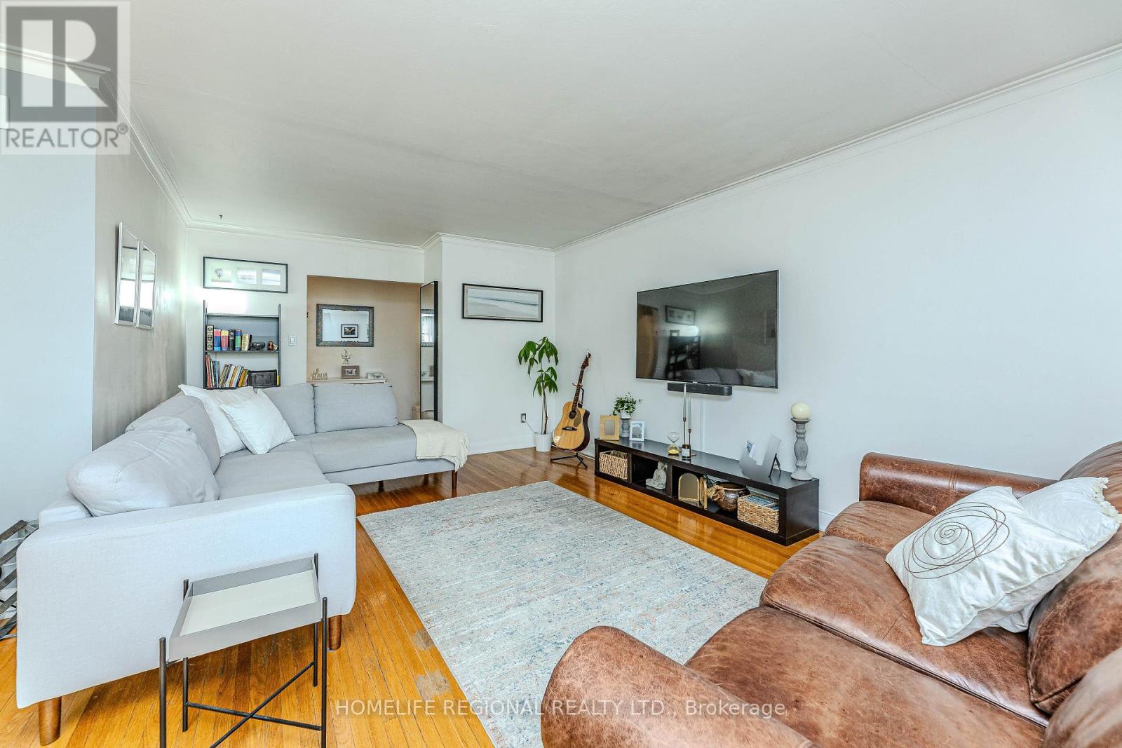 50 Cuffley Crescent N, Toronto (Downsview-Roding-Cfb), Ontario  M3K 1Y2 - Photo 13 - W12212320