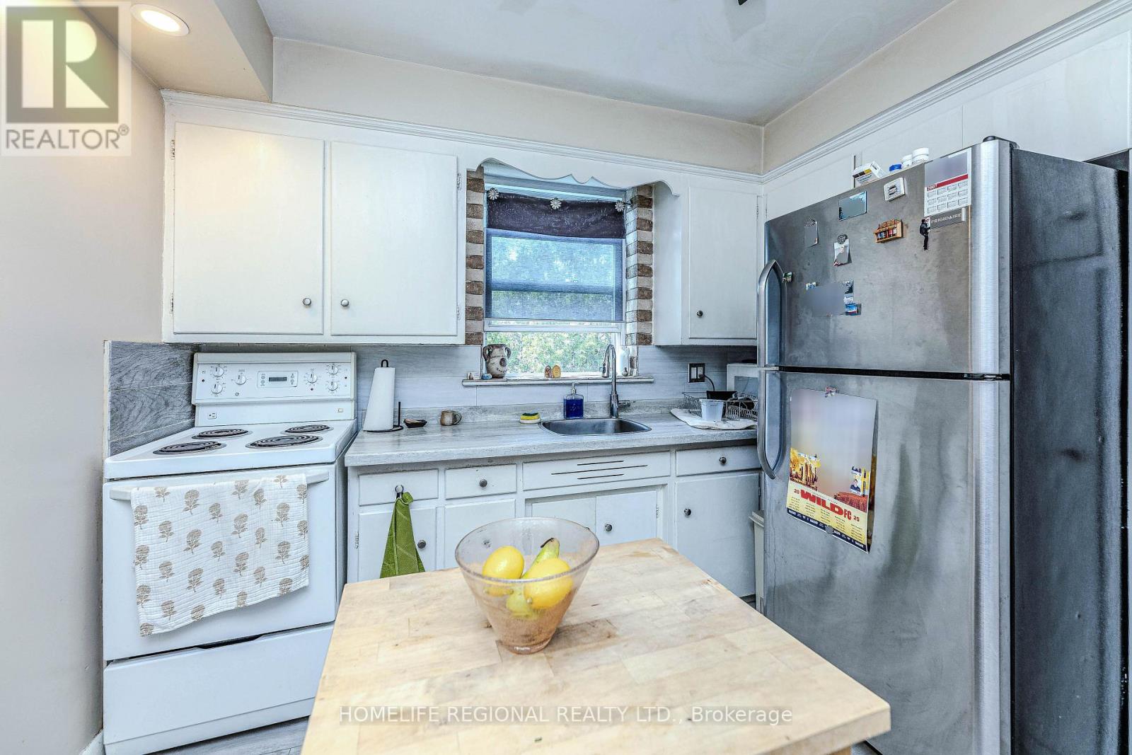 50 Cuffley Crescent N, Toronto (Downsview-Roding-Cfb), Ontario  M3K 1Y2 - Photo 23 - W12212320