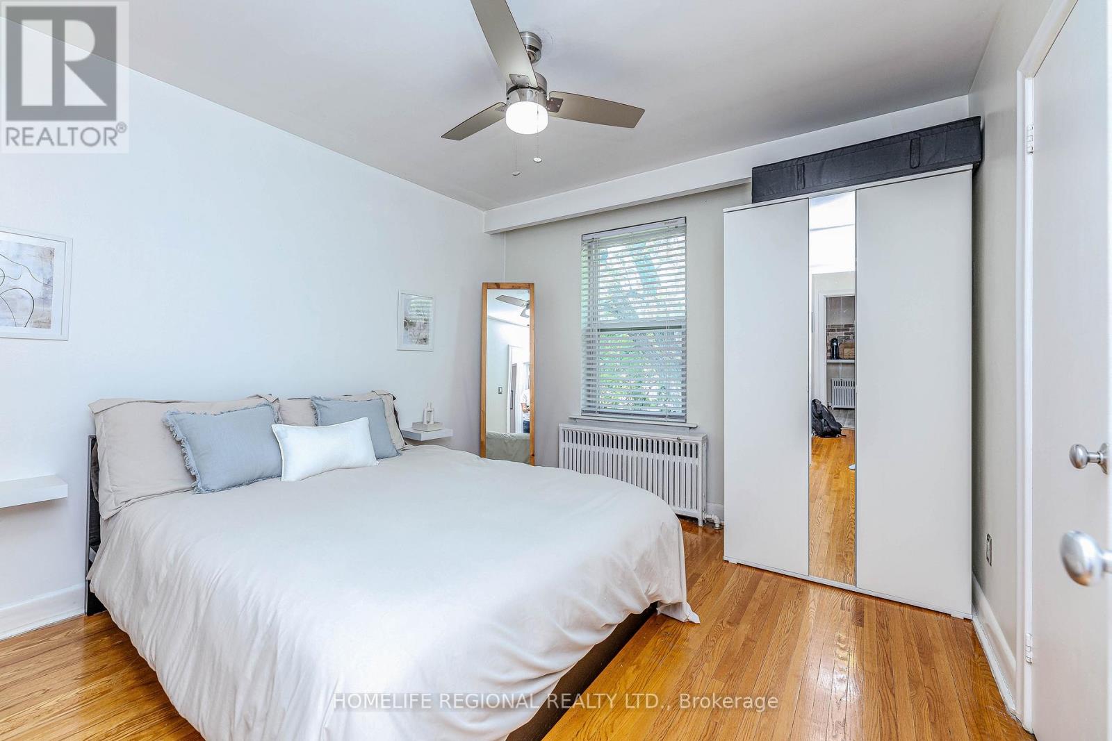 50 Cuffley Crescent N, Toronto (Downsview-Roding-Cfb), Ontario  M3K 1Y2 - Photo 28 - W12212320