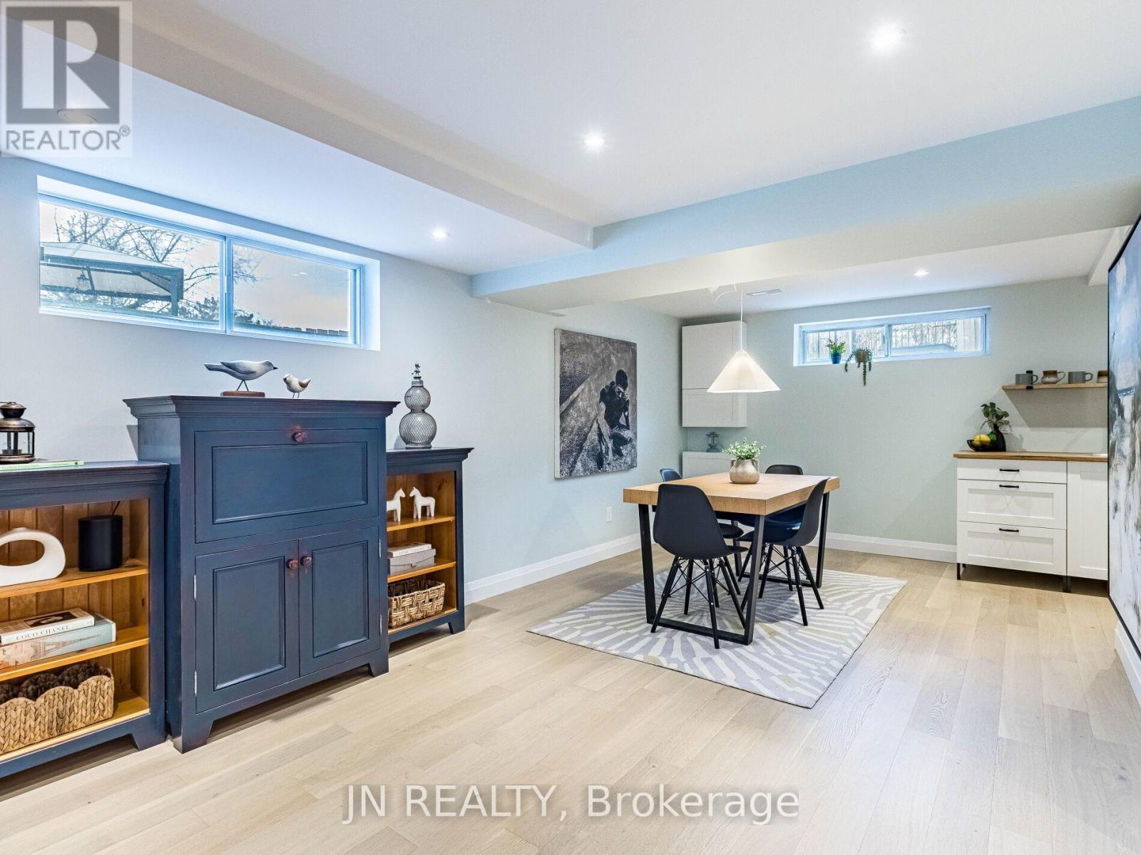 27 Finchley Crescent, Brampton (Southgate), Ontario  L6T 3P5 - Photo 21 - W12212325