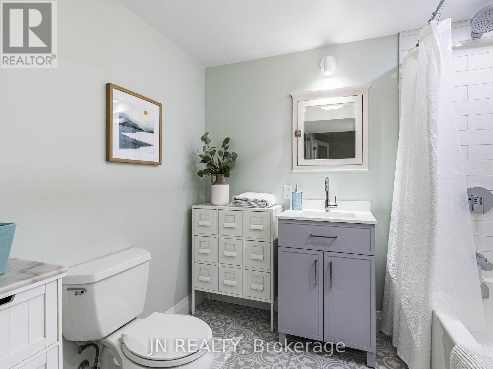 27 Finchley Crescent, Brampton (Southgate), Ontario  L6T 3P5 - Photo 29 - W12212325
