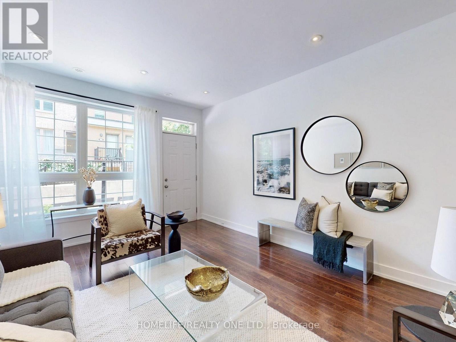 Th 52 - 220 Brandon Avenue, Toronto (Dovercourt-Wallace Emerson-Junction), Ontario  M6H 0C5 - Photo 6 - W12212326