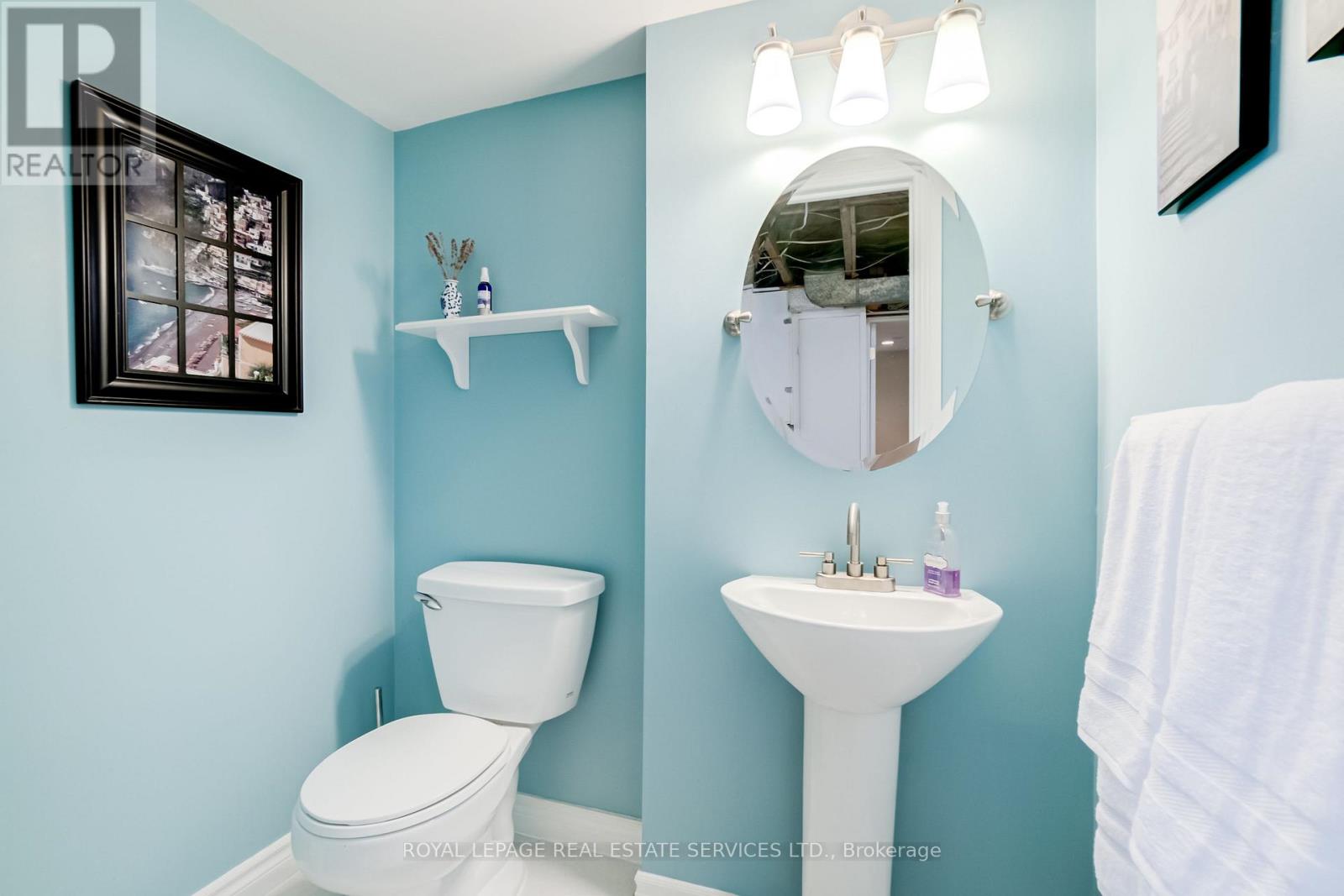 43 Bethnal Avenue, Toronto (Stonegate-Queensway), Ontario  M8Y 1Y8 - Photo 19 - W12212335