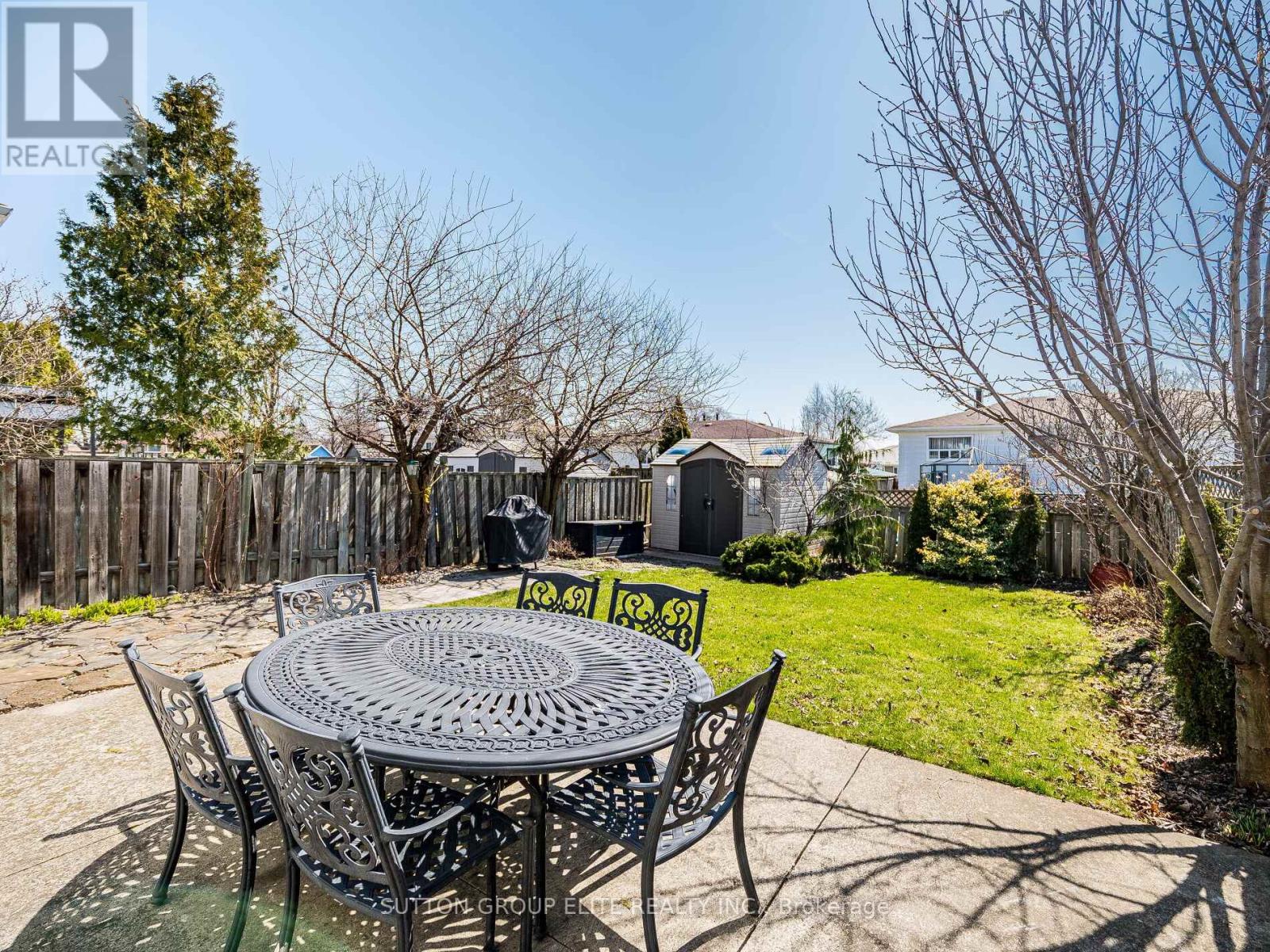 852 Consort Crescent, Mississauga, Ontario  L5C 1J9 - Photo 40 - W12212339