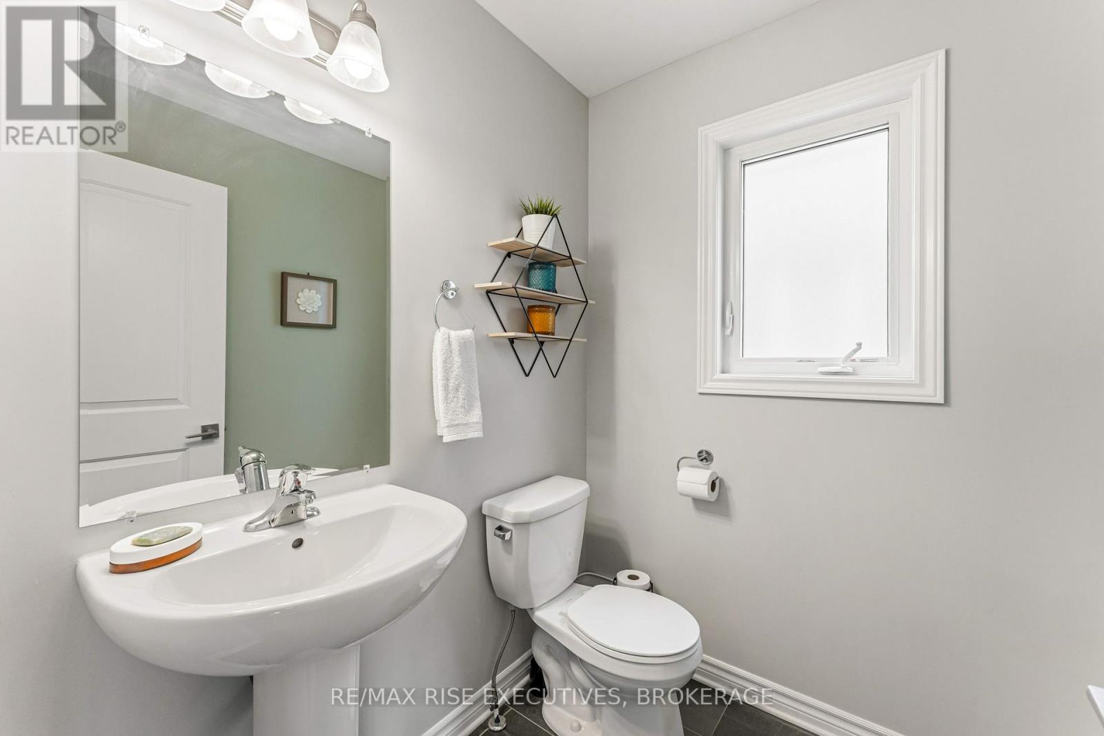 22 Tegan Court, Loyalist, Ontario  K0H 2H0 - Photo 13 - X12212671