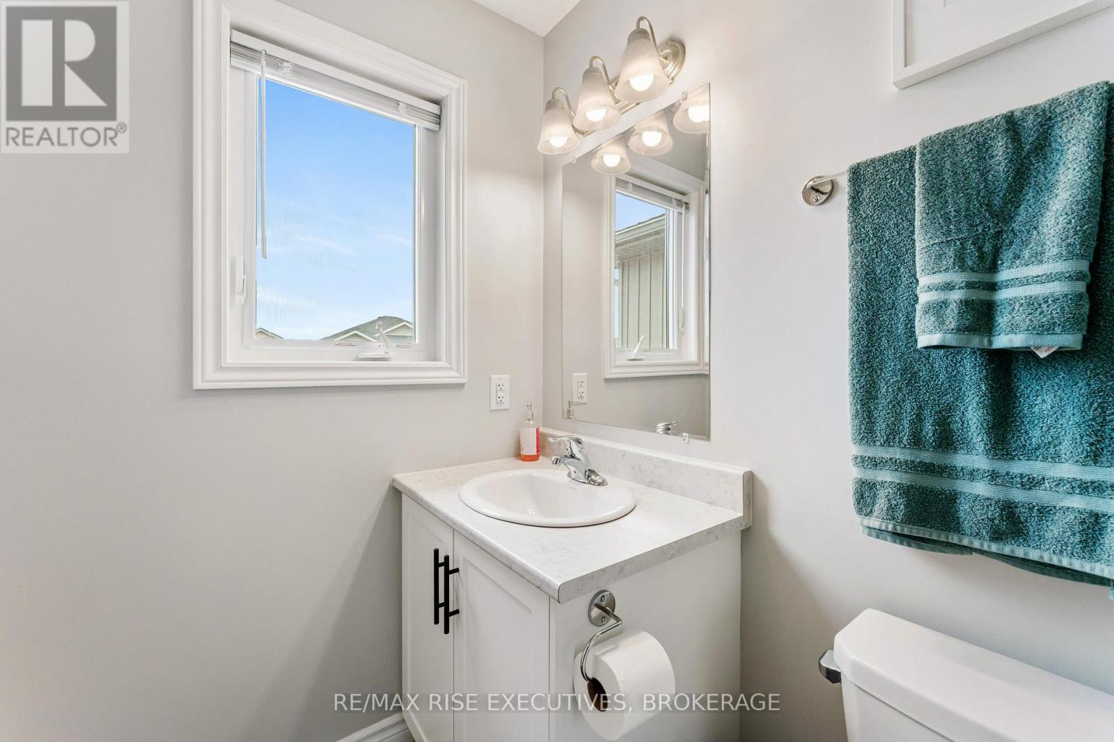 22 Tegan Court, Loyalist, Ontario  K0H 2H0 - Photo 20 - X12212671