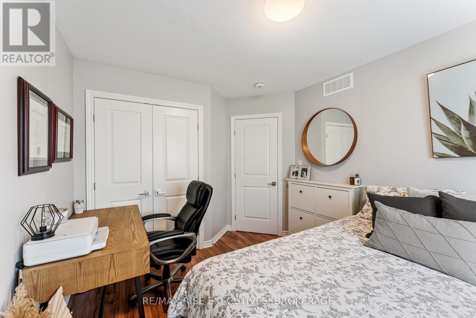22 Tegan Court, Loyalist, Ontario  K0H 2H0 - Photo 28 - X12212671