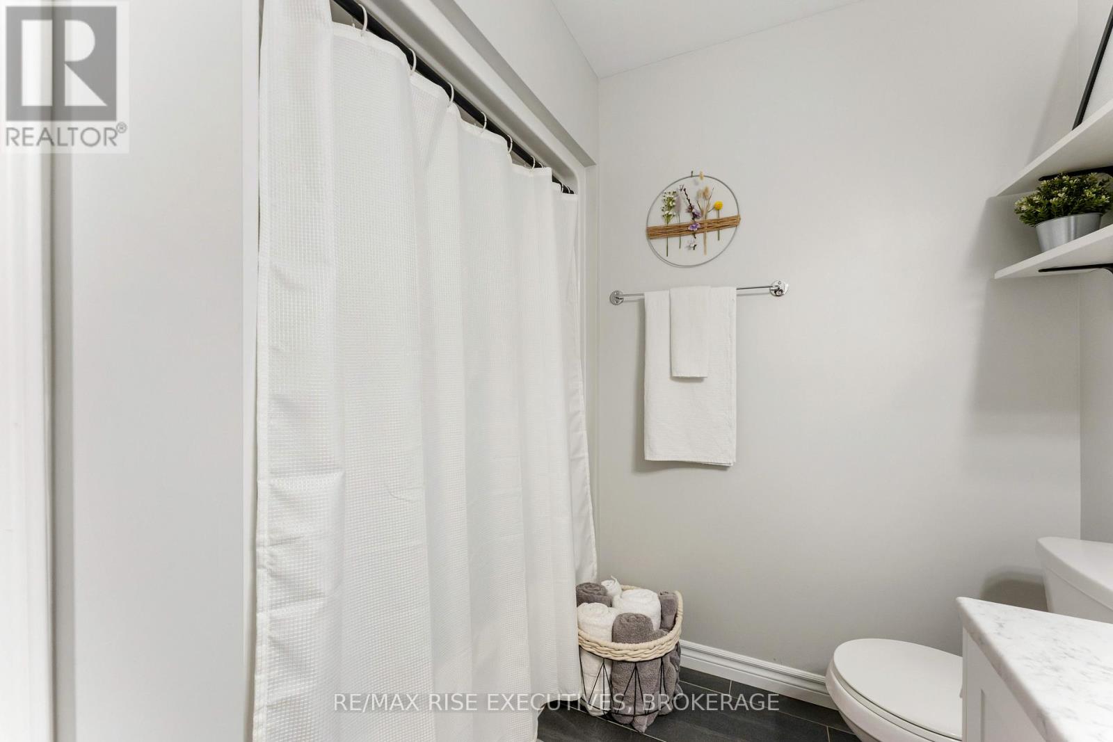 22 Tegan Court, Loyalist, Ontario  K0H 2H0 - Photo 30 - X12212671