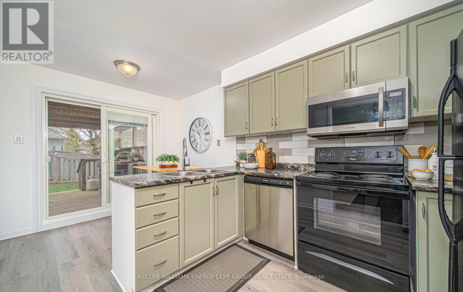 34 Marchwood Crescent, Clarington, Ontario  L1C 4J8 - Photo 13 - E12212624