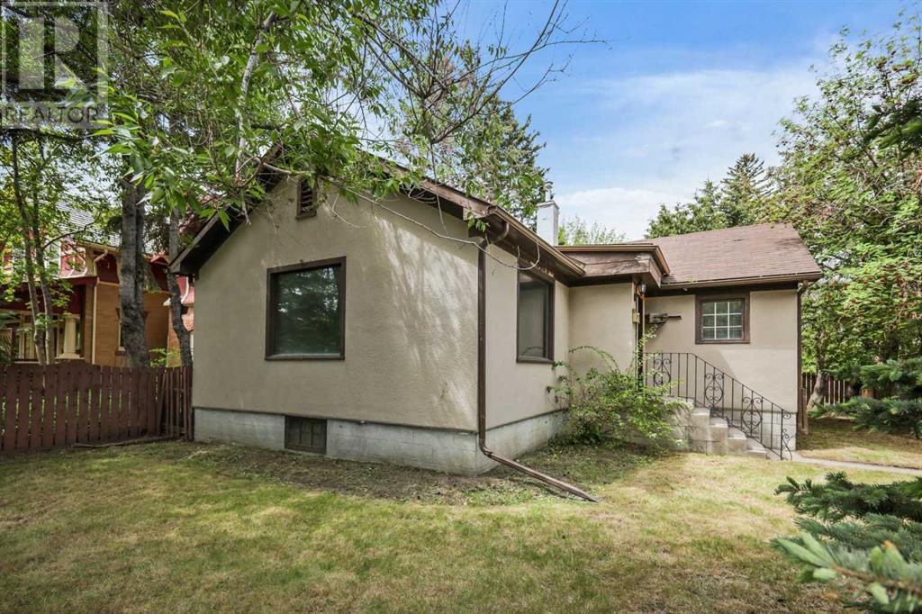Property at 601 30 Avenue SW image 4