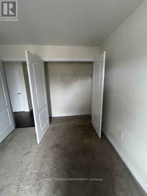 240 Explorer Way, Thorold, Ontario  L2V 0K2 - Photo 12 - X12212228