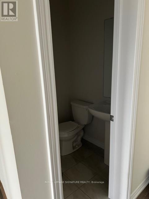 240 Explorer Way, Thorold, Ontario  L2V 0K2 - Photo 3 - X12212228