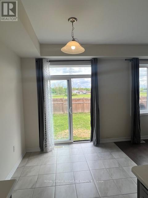 240 Explorer Way, Thorold, Ontario  L2V 0K2 - Photo 5 - X12212228