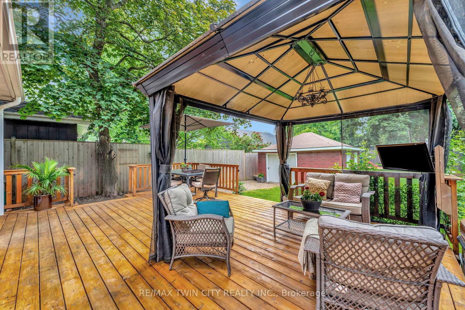 199 Dundas Lane, Cambridge, Ontario  N1R 1S7 - Photo 26 - X12212235
