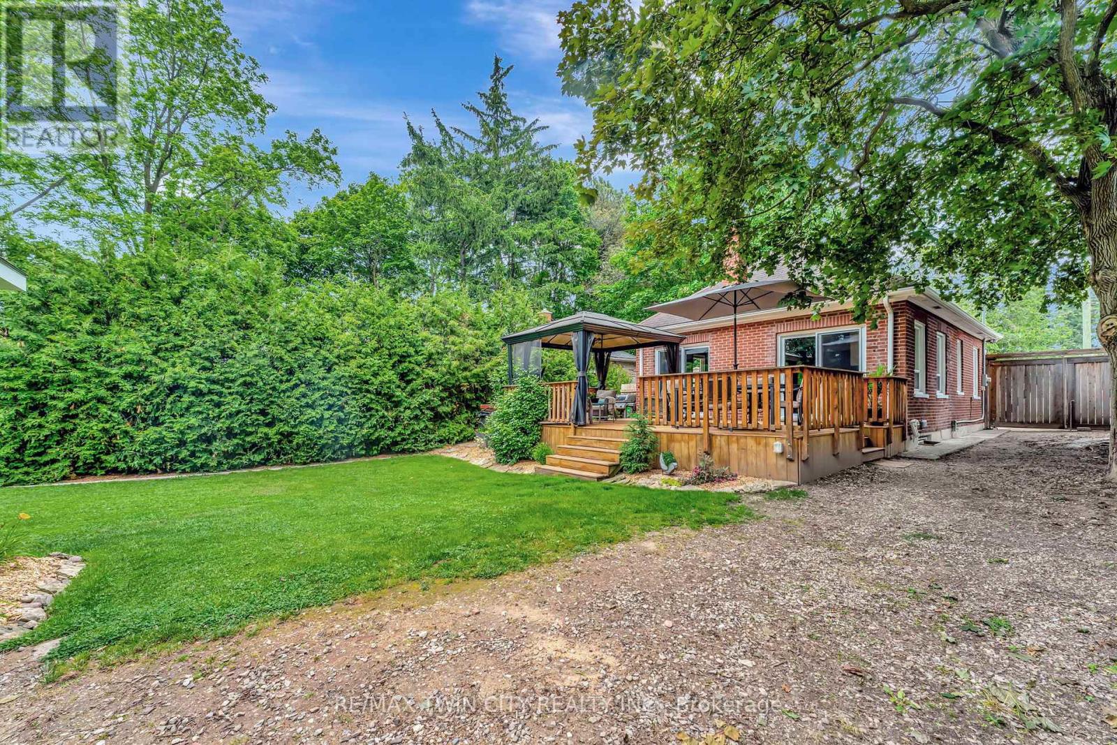 199 Dundas Lane, Cambridge, Ontario  N1R 1S7 - Photo 27 - X12212235