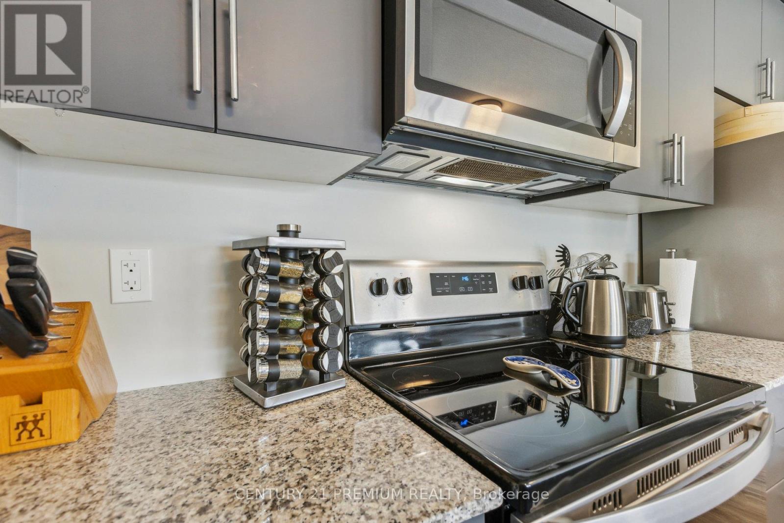 29 - 36 Steel Crescent, Guelph (St. Patrick's Ward), Ontario  N1E 0S7 - Photo 13 - X12212272